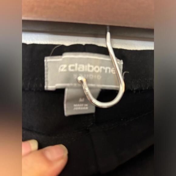 Liz Claiborne Studio pull on pants - Picture 2 of 5